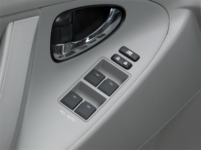 2010 Toyota Camry 4dr Sdn I4 Auto LE