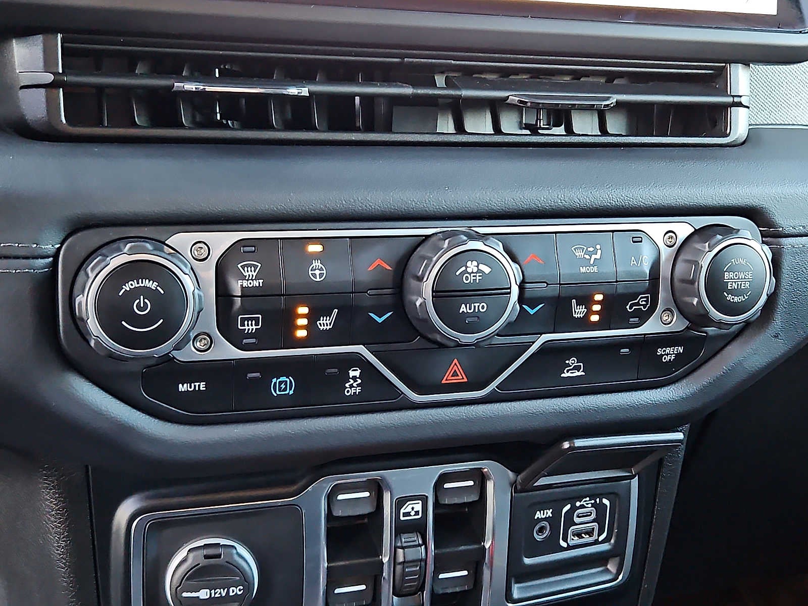 2024 Jeep Wrangler 4xe Sahara 4x4