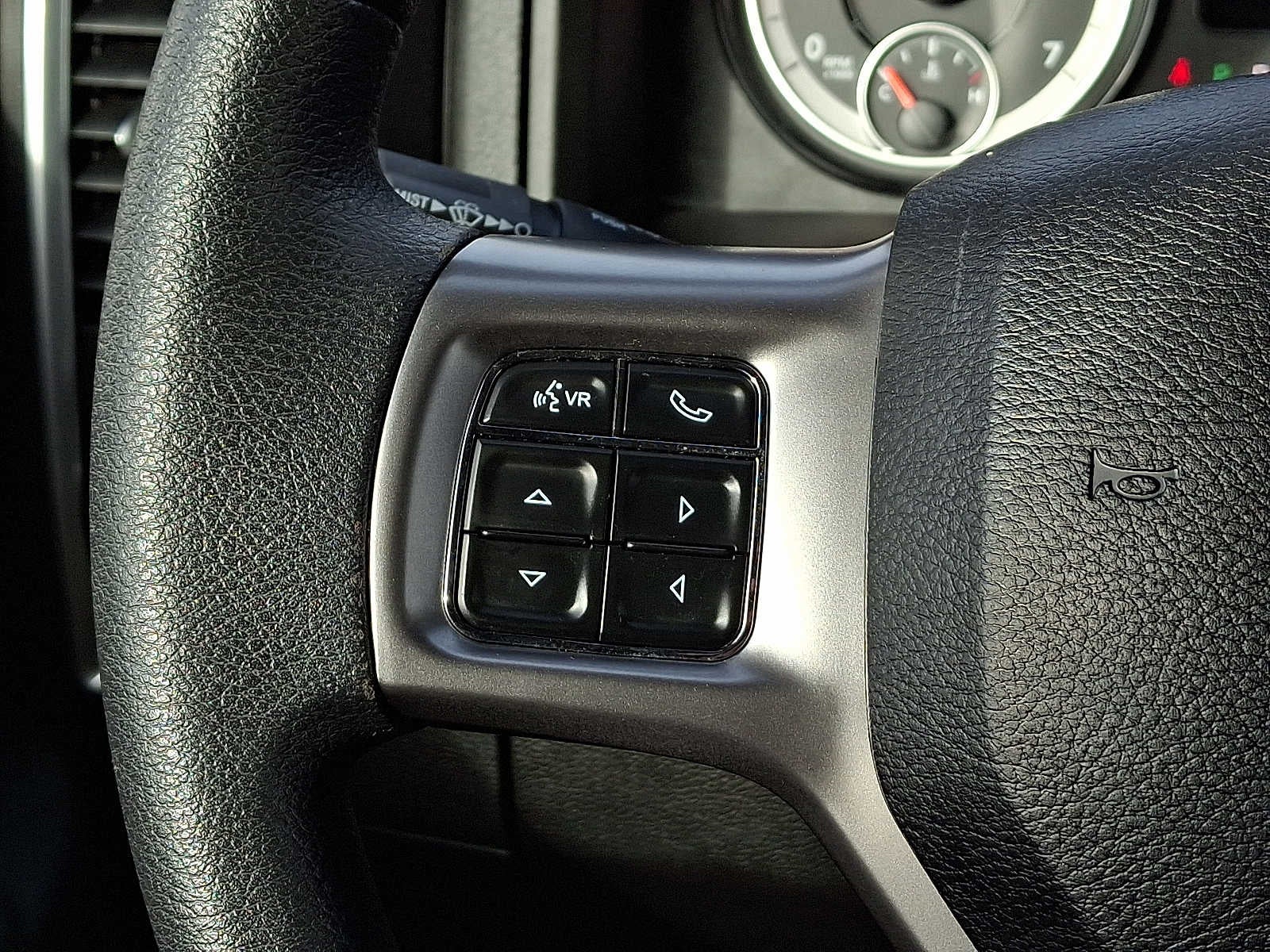 2024 RAM 1500 Classic SLT 4x4 Quad Cab 64 Box