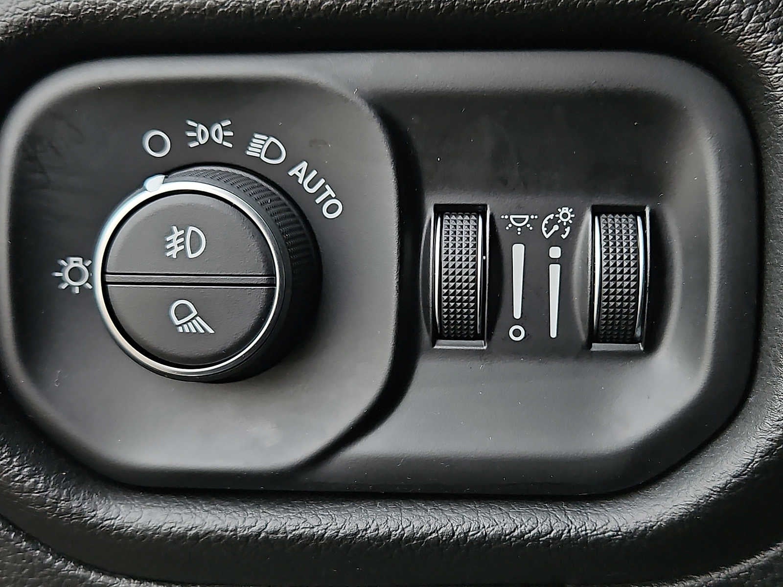 2025 RAM 1500 Rebel 4x4 Crew Cab 57 Box