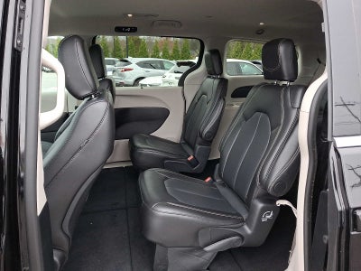 2024 Chrysler Pacifica Touring L FWD