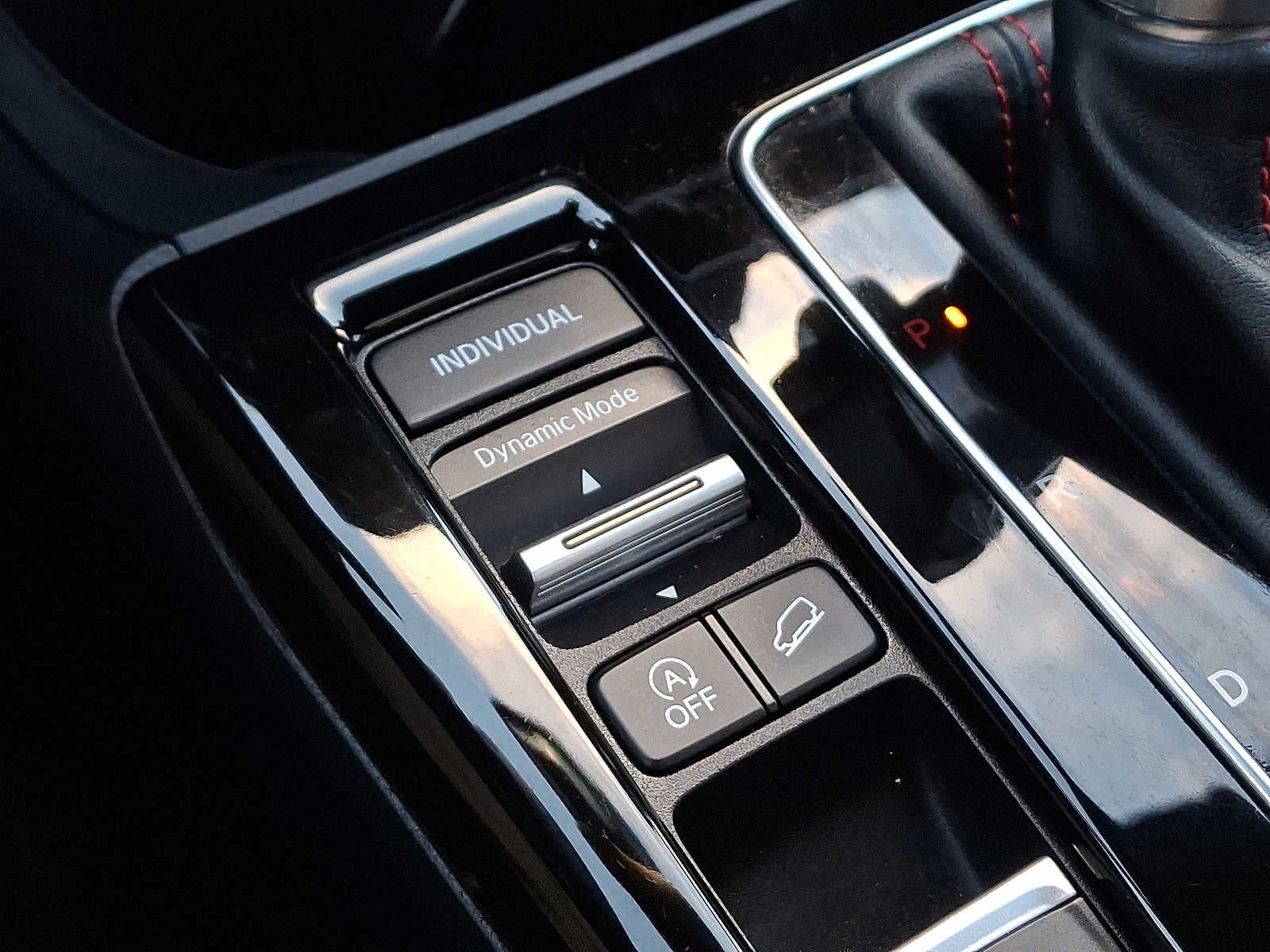 2025 Acura ADX AWD w/A-Spec Advance Package