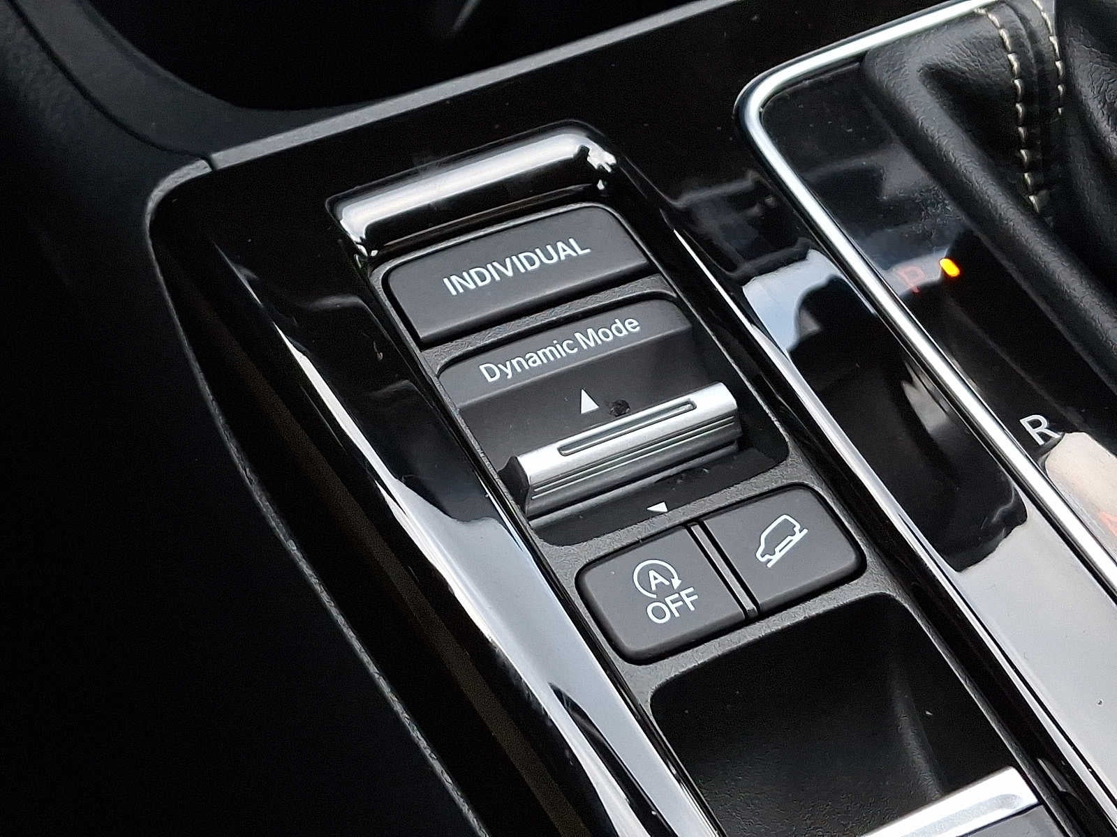 2025 Acura ADX AWD w/A-Spec Advance Package