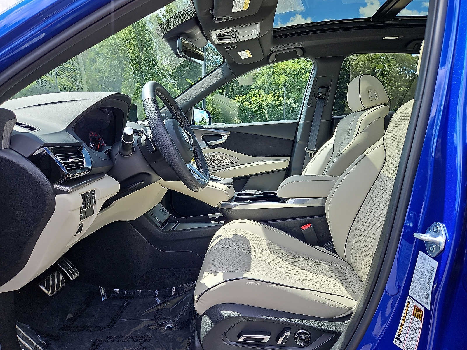 2025 Acura RDX SH-AWD w/A-Spec Advance Package