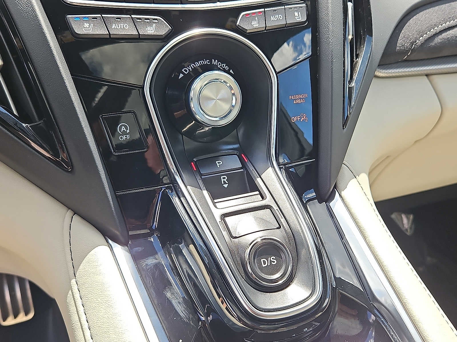 2025 Acura RDX SH-AWD w/A-Spec Advance Package