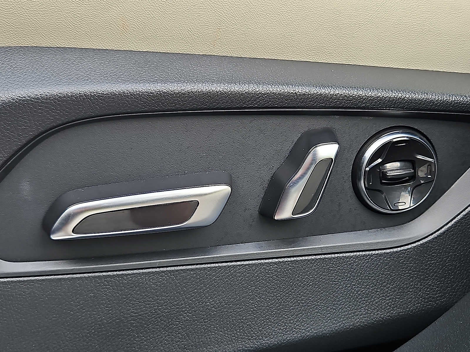 2025 Acura RDX SH-AWD w/A-Spec Advance Package