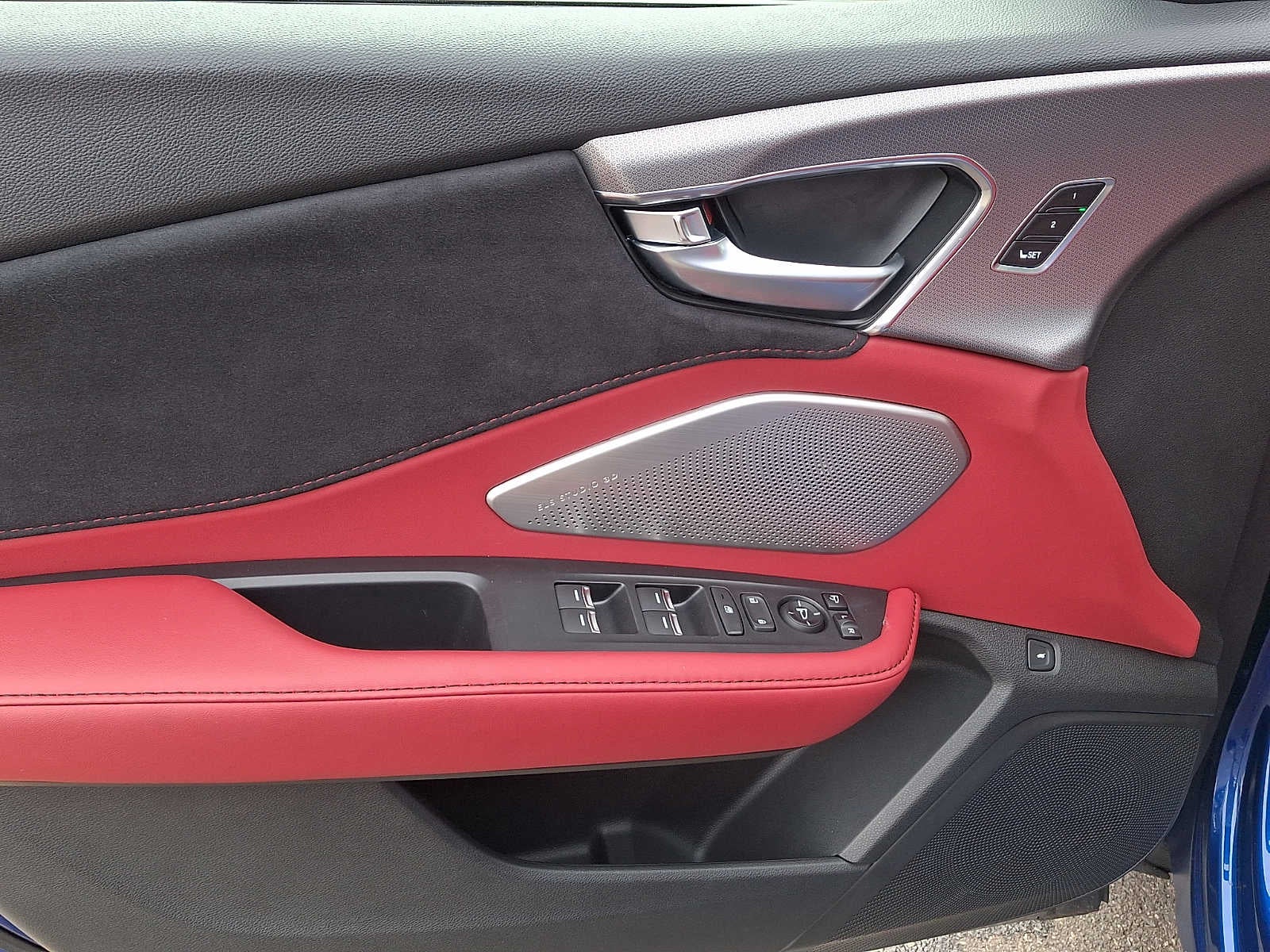 2025 Acura RDX SH-AWD w/A-Spec Advance Package