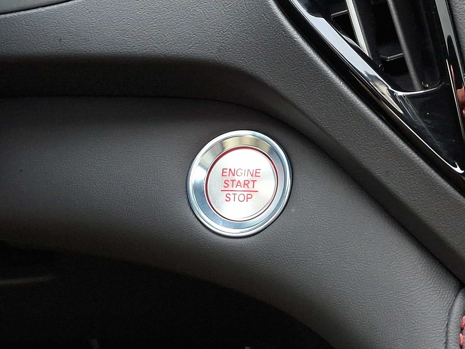 2025 Acura RDX SH-AWD w/A-Spec Advance Package