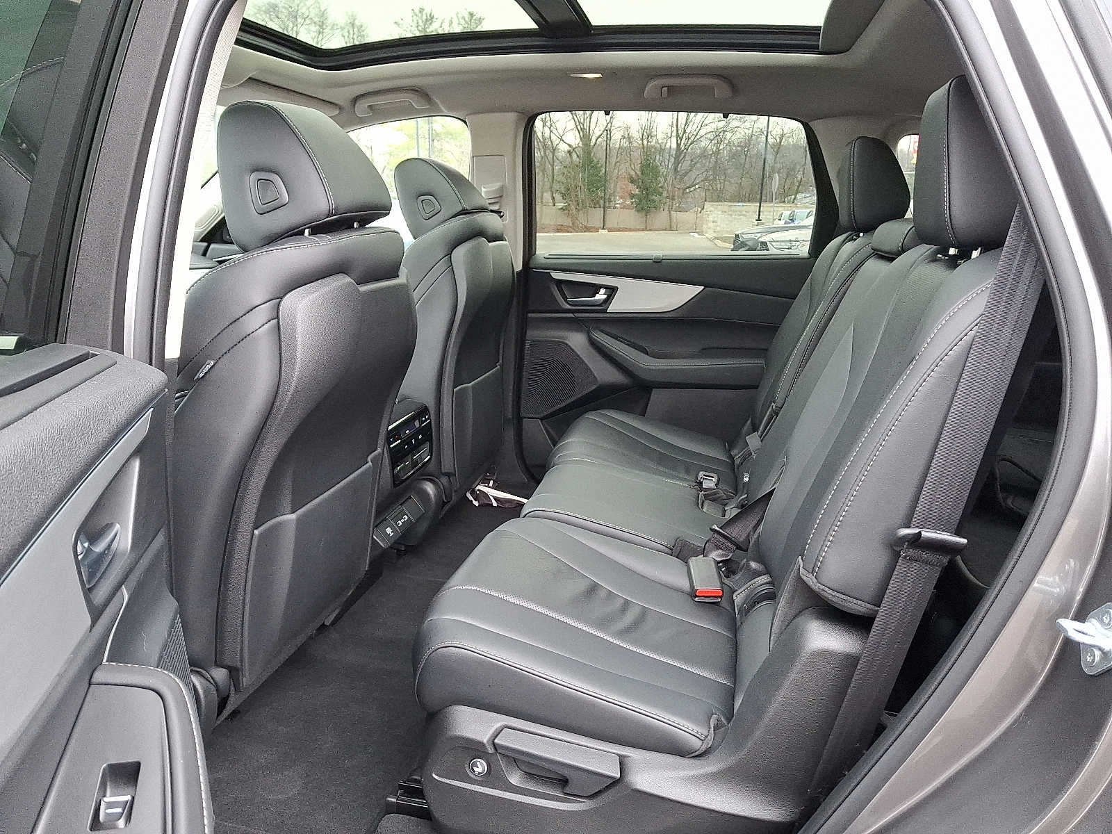 2023 Acura MDX SH-AWD w/Technology Package