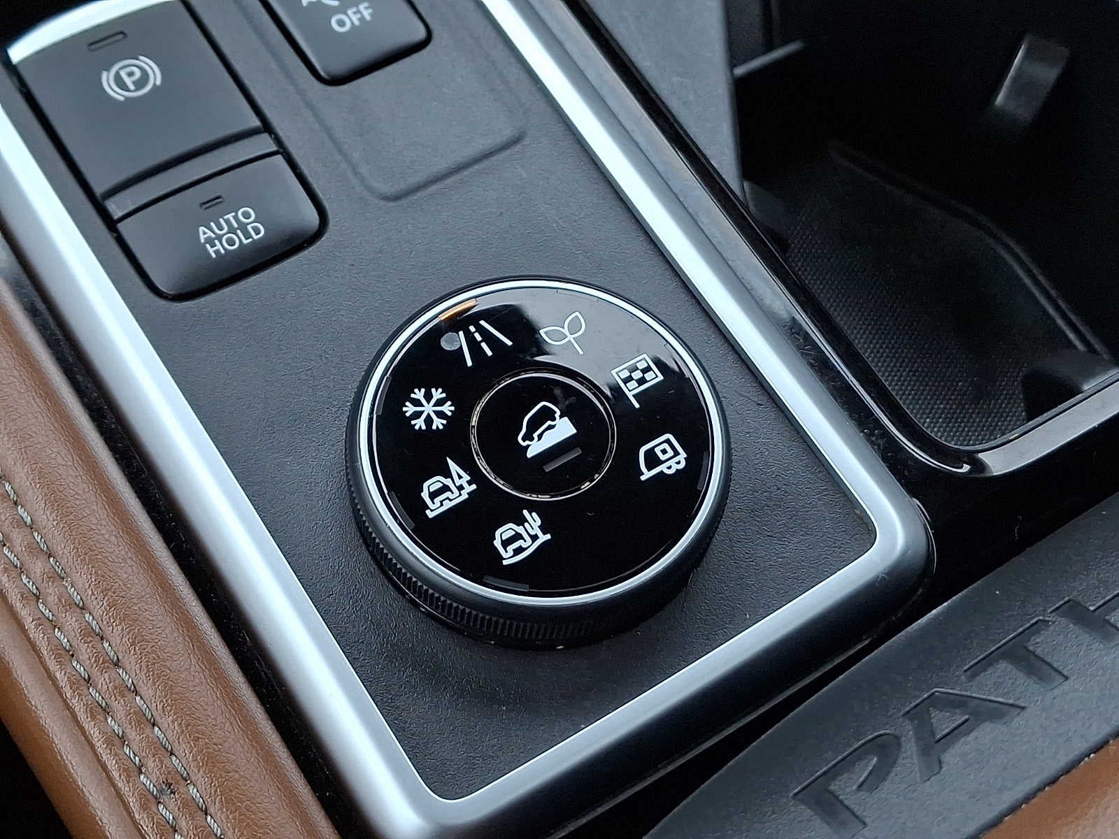 2022 Nissan Pathfinder Platinum 4WD