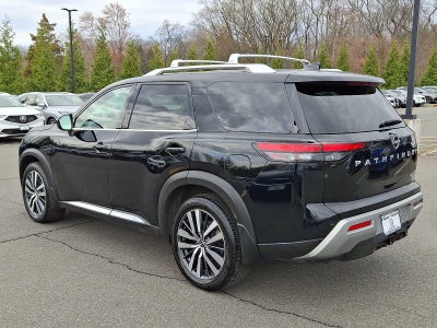 2022 Nissan Pathfinder Platinum 4WD