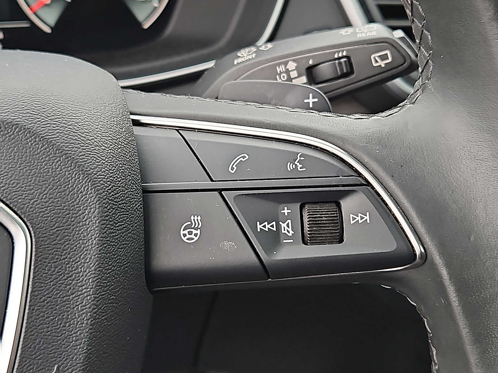 2024 Audi Q5 S line Premium Plus 45 TFSI quattro