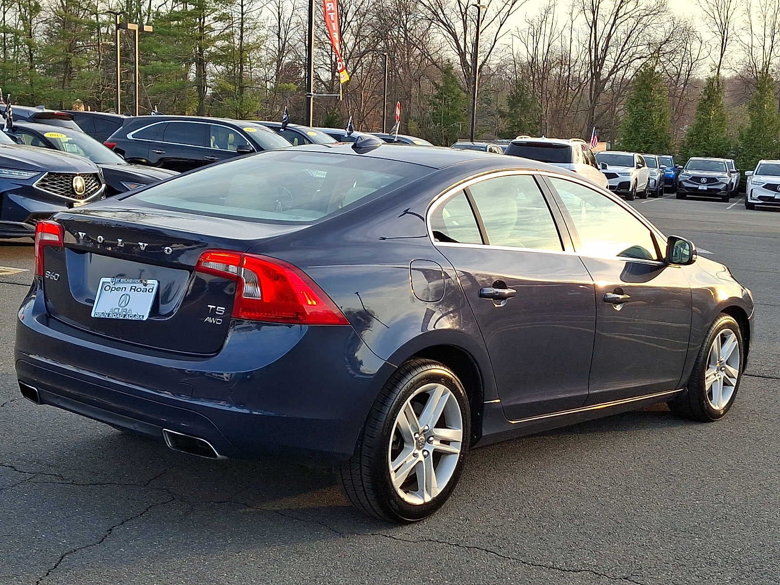 2015 Volvo S60 2015.5 4dr Sdn T5 Premier AWD
